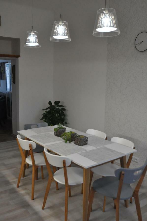 Jirina Appartments Prag Exterior foto