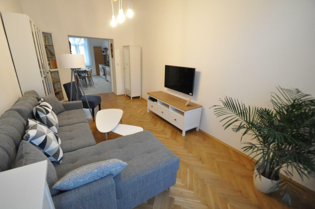Jirina Appartments Prag Exterior foto